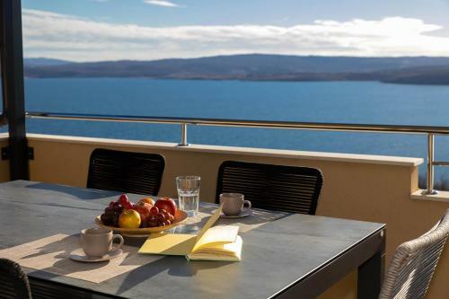 Deluxe Apartment Stunning View