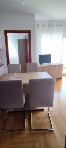 Cozy Apartment Near Beach - 72m2