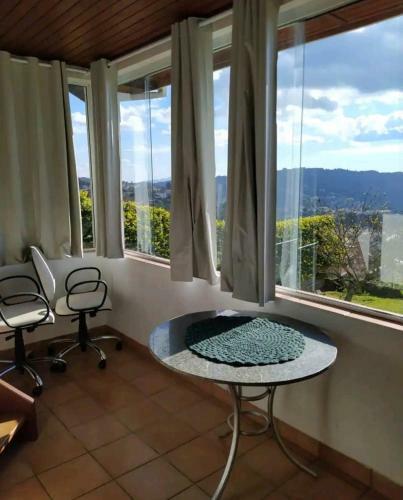 Casa Grande Pr�xima Ao Centro Tur�stico