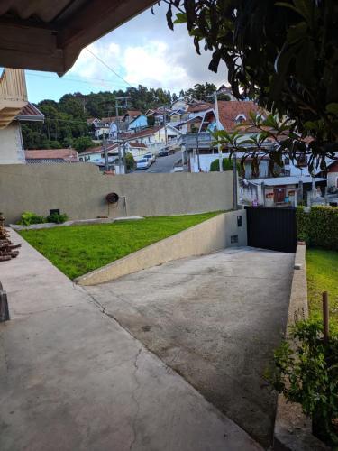 Chal� 245