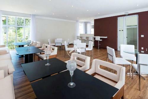 Apartamento Sofisticado Apto Com Lazer Completo, Em Localiza��o Privilegiada - Campos Do Jord�o