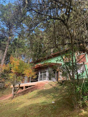 Chal� Arauc�ria Campos Do Jordao