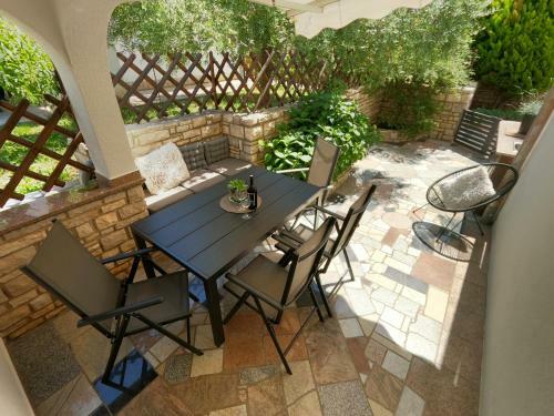 Apartments Medea