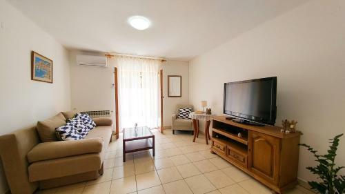 Sunny Apartment Valbandon