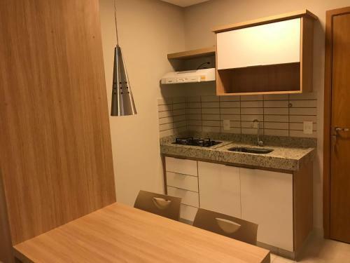 Apartamento Tipo Flat Para Temporada Em Caldas Novas Com Cozinha Completa