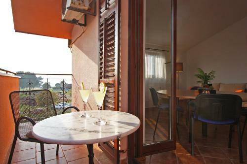 Brijunisol - 3 Apartments Top Position Near The Beautiful Beach
