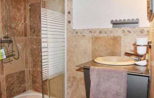 Holiday Home Mazan Chemin Des Teyssi�res
