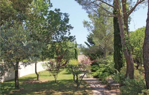Holiday Home Mazan Chemin Des Teyssi�res