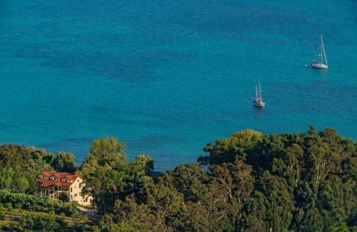 Albouro Sea Front Apartments