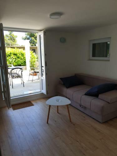 Hostal Apartmani Mileti?