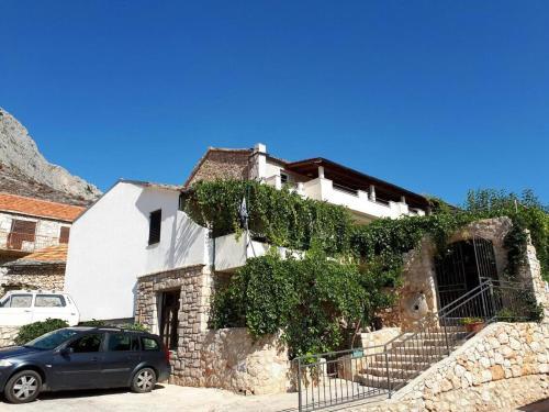 Apartments With A Parking Space Ivan Dolac, Hvar - 10434