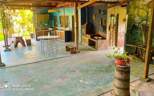 Casa Ch�cara Charmosa Em Caldas Novas!