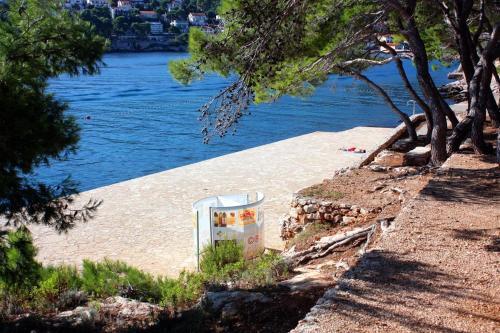 Seaside Apartments With A Swimming Pool Jelsa, Hvar - 2067