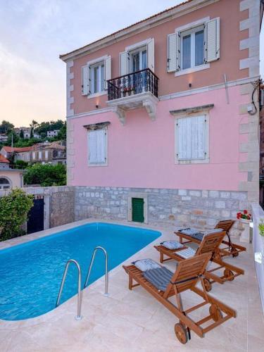 Seaside Apartments With A Swimming Pool Jelsa, Hvar - 2067