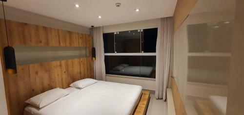 Apartamento Resort Do Lago Park Hotel