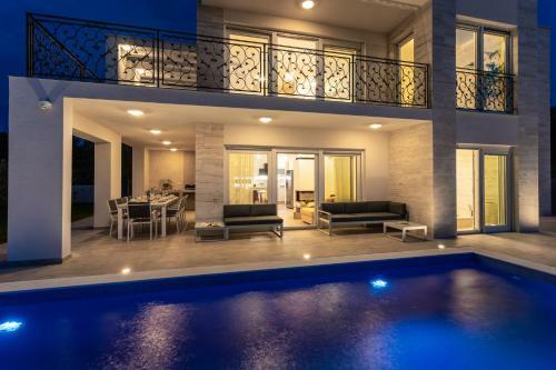 Villa Zarra