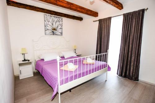 Villa Mate