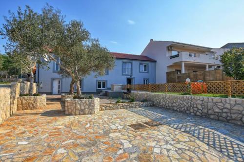 Villa Mate
