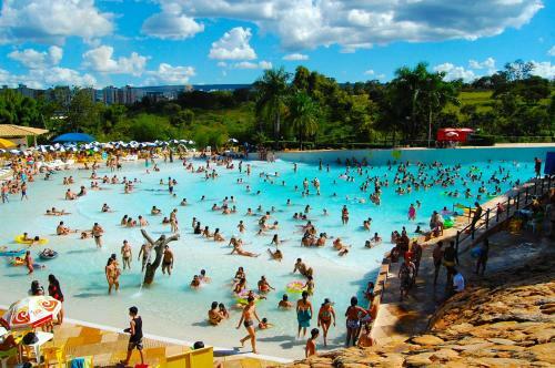 Apartamento Diroma Fiori Com Um Dia No Acqua Park, Splash E Slide