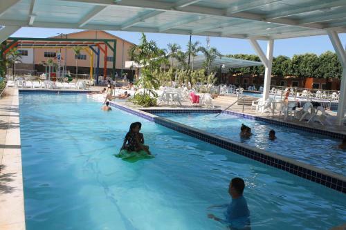 Apartamento Diroma Fiori Com Um Dia No Acqua Park, Splash E Slide