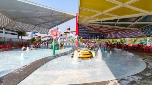 Piazza Diroma Acqua Parque E Splash
