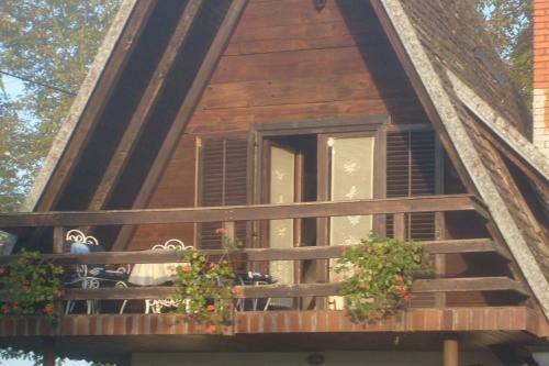 Riverside House Bojko