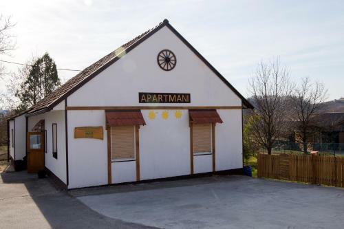 Apartmani Pape?