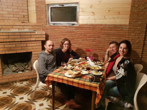 Hostal Amiran's Lake