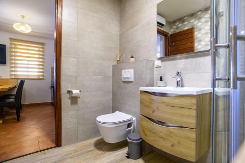 Apartmani Petra, Tea I Jo?a