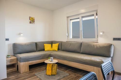 Apartmani Petra, Tea I Jo?a