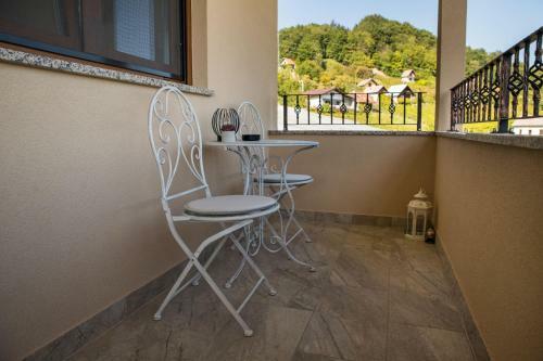 Apartmani Petra, Tea I Jo?a