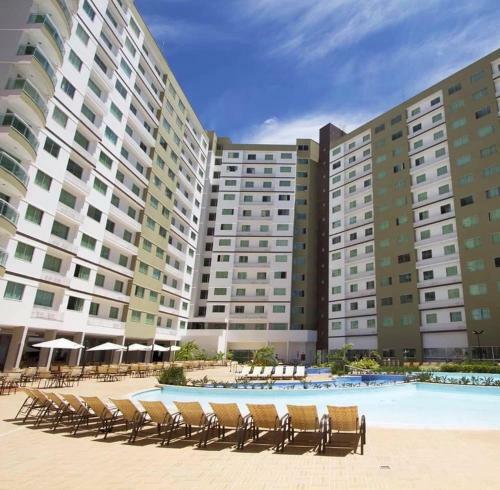 Priv� Riviera - Apartamento 2 Quartos Via - Euemcaldas