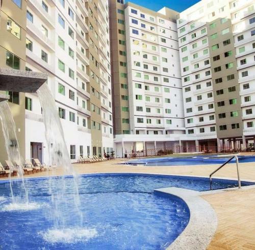 Priv� Riviera - Apartamento 2 Quartos Via - Euemcaldas
