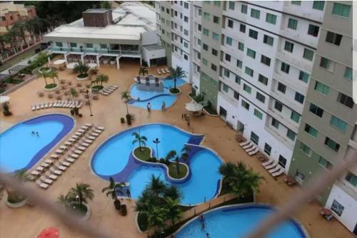 Priv� Riviera - Apartamento 2 Quartos Via - Euemcaldas