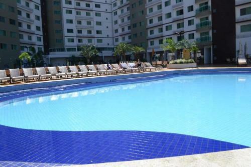 Priv� Riviera - Apartamento 2 Quartos Via - Euemcaldas