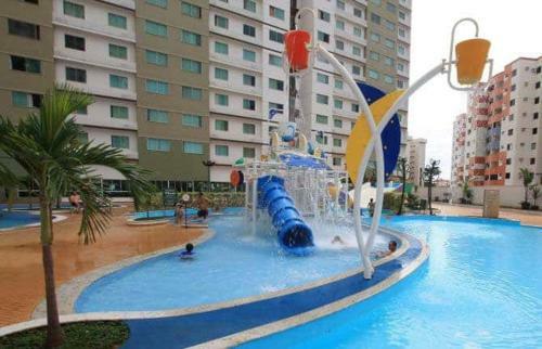 Priv� Riviera - Apartamento 2 Quartos Via - Euemcaldas
