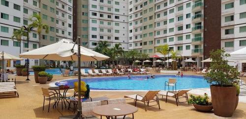 Priv� Riviera - Apartamento 2 Quartos Via - Euemcaldas