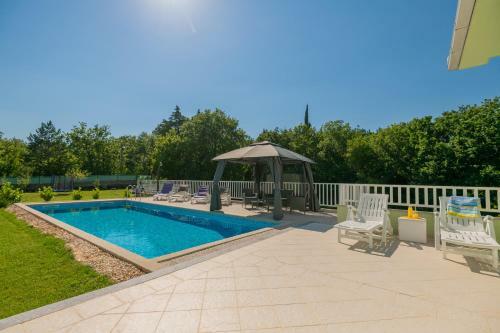 Villa "four M"