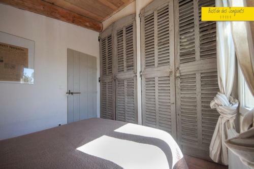 La Bastide Des Jonquets