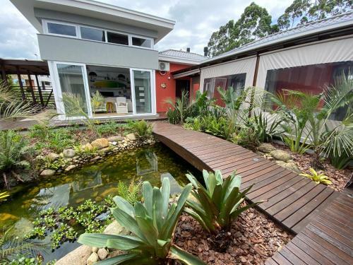 Casa Com Piscina E Spa Em Condominio A Beira Da Lagoa de Ibiraquera