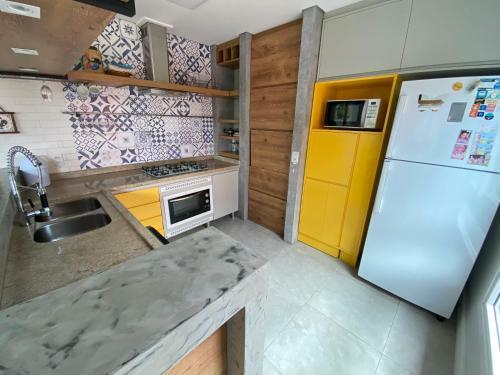 Casa Com Piscina E Spa Em Condominio A Beira Da Lagoa de Ibiraquera