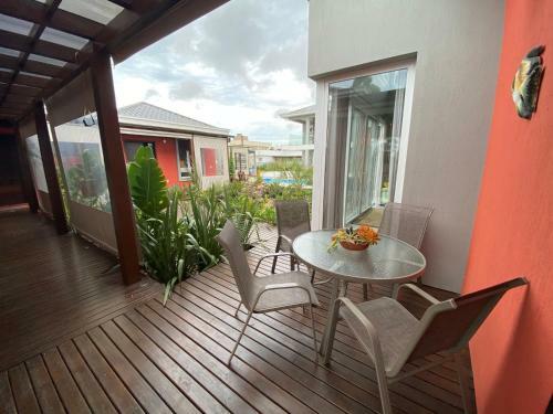 Casa Com Piscina E Spa Em Condominio A Beira Da Lagoa de Ibiraquera