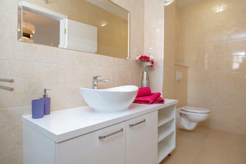 Apartamentos Villa Kala Komi?a