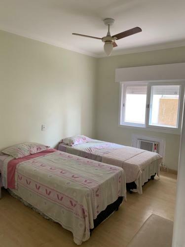 Apartamento Enseada Ed. Itamacar�