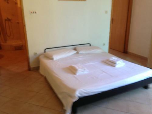 Hostal Apartments Bako Komiza