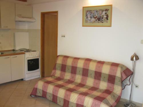 Hostal Apartments Bako Komiza
