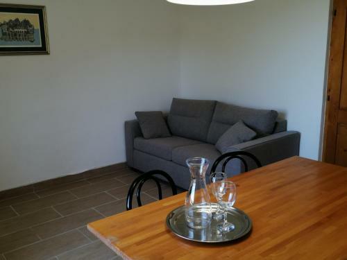 Hostal Apartments Bako Komiza