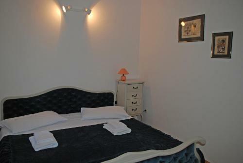 Hostal Apartments Bako Komiza