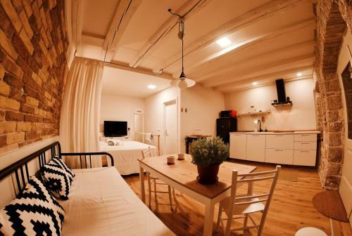 Apartamentos Tego's Stone House