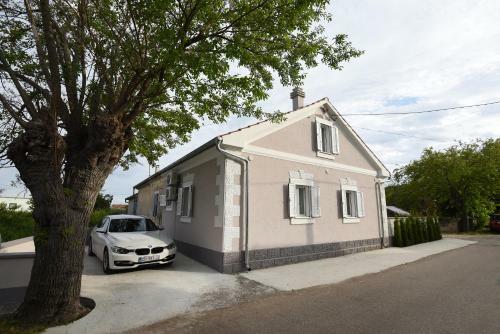 Holiday House In A Quiet Area